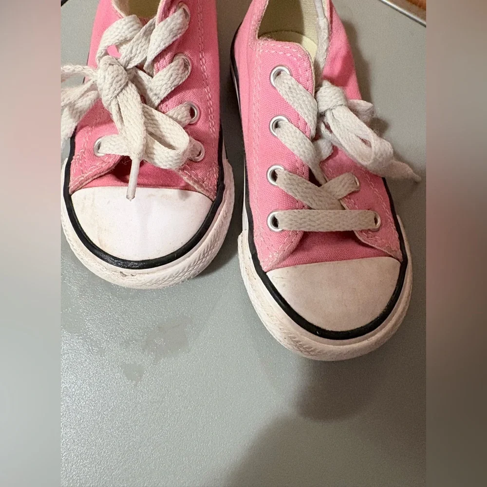 Converse Sneakers
Lace-up Kids Pink - Picture 5 of 11